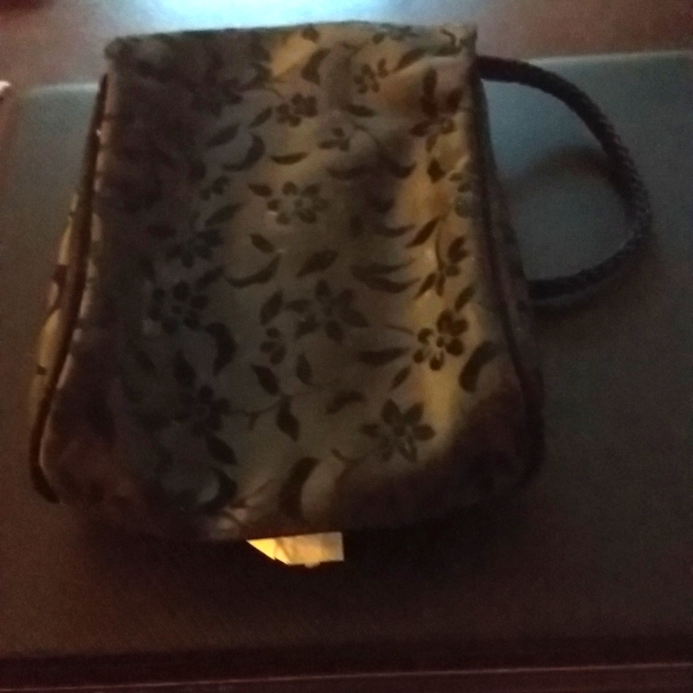 Vintage rare Avon Rare Emeralds evening bag. Item is brand new.